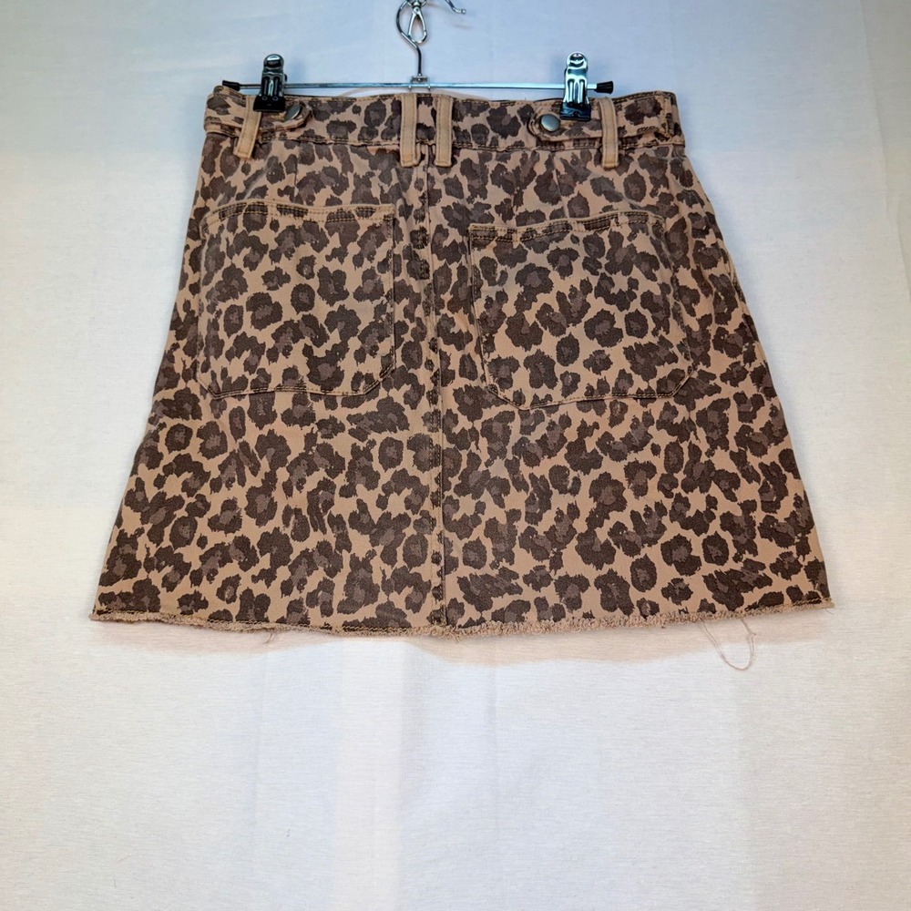 Versona Modern Leopard Print Denim Mini Skirt Tan Brown Animal Raw Hem Womens 4 - Picture 2 of 8